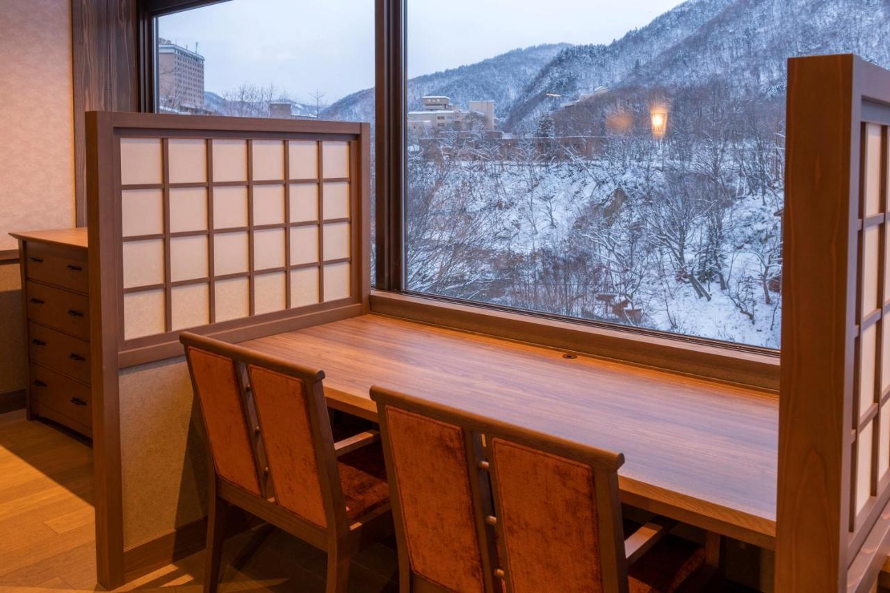 Hotel Jozankei Onsen Yurakusoan Sapporo Exterior foto