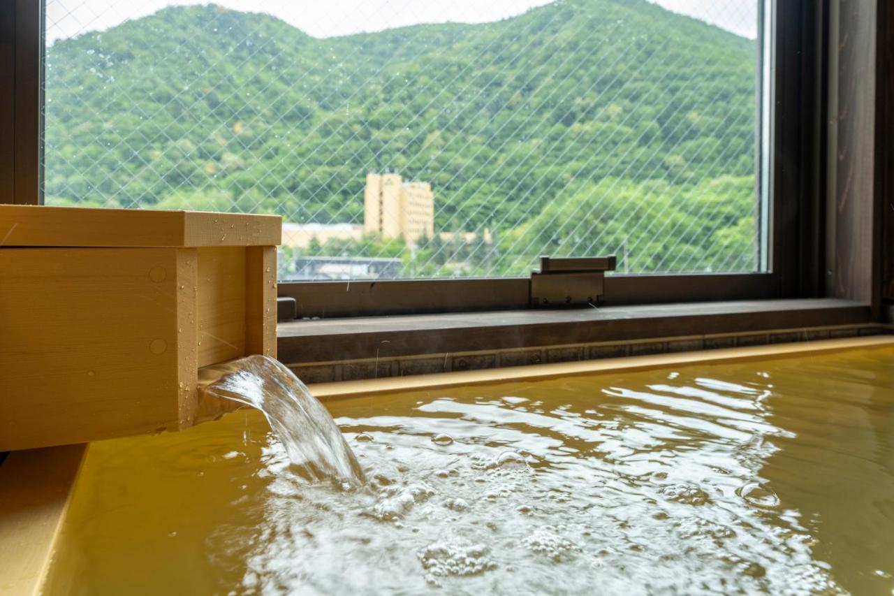 Hotel Jozankei Onsen Yurakusoan Sapporo Exterior foto
