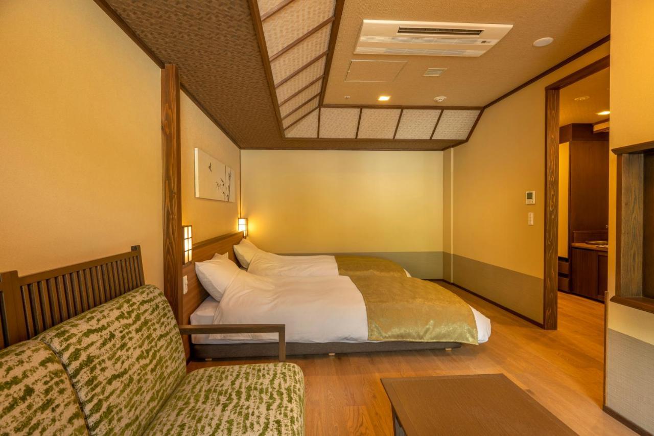 Hotel Jozankei Onsen Yurakusoan Sapporo Exterior foto